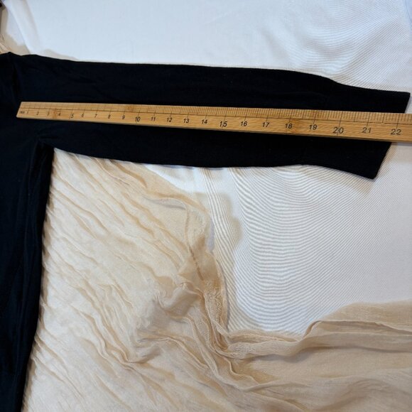 Banana Republic Womens Black Tight Knit Long Sleeve Crewneck Sweater Size LP - Picture 7 of 8